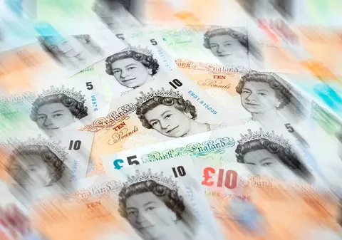 Imn, bancnote și jurăminte. Regina Elisabeta a II-a va fi înlocuită cu noul rege, Charles al III-lea