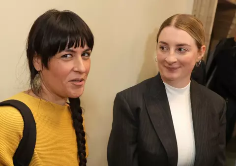 O femeie a dat în judecată orașul Berlin și a cerut 10.000 de euro pentru discriminare, după ce n-a fost lăsată topless la piscină. Ce a decis instanța