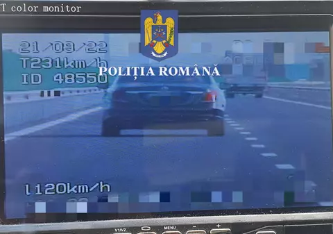 Un şofer ce se deplasa cu viteza de 231 kilometri/oră, oprit de polițiști pe Drumul Expres 12. Bărbatul a rămas fără permis