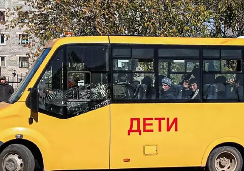 Primii ruși mobilizați, luați noaptea din paturi, urcați în mașini și duși deja la antrenamente: „Asta e, am plecat în prima linie”