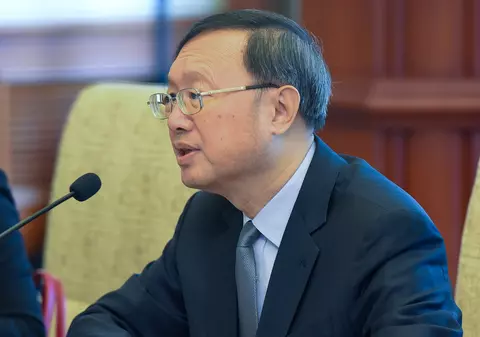 China anunță că vrea să stabilească cu Rusia o ordine internațională „mai justă”, cu câteva zile înainte de întâlnirea Xi - Putin