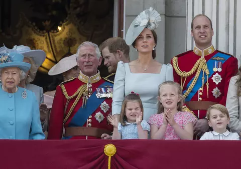 Prințul William, primul mesaj după moartea reginei: „Va trece ceva timp până când realitatea vieții fără bunica se va simți cu adevărat reală”