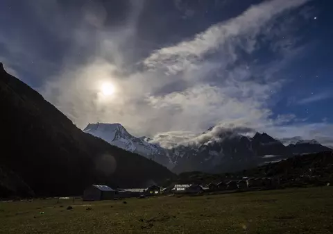 India, acuzată că cedează bucăți de pământ din Himalaya, în favoarea Chinei