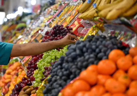 Cultivatorii italieni depozitează fructele în peșteri pentru a reduce facturile la energie