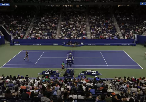 Un bărbat a fost reținut de polițiști după ce a încercat să intre înarmat la US Open