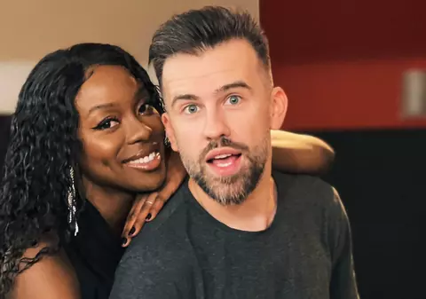 Ce a răspuns Florin Ristei când a fost întrebat despre nunta cu Naomi. Cei doi s-au logodit anul trecut, iar artistul a făcut un anunț neașteptat