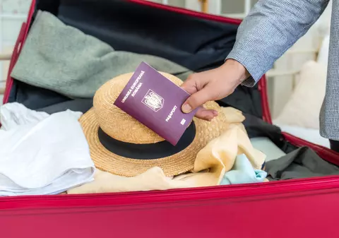 Ce trebuie să faci în cazul în care pierzi paşaportul sau îți este furat