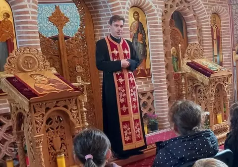 Un preot de 38 de ani din Vaslui a suferit un stop cardio-respirator în timpul slujbei. Resuscitat de două ori