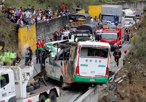 Accident de autocar în Columbia. Cel puțin 20 de persoane au murit