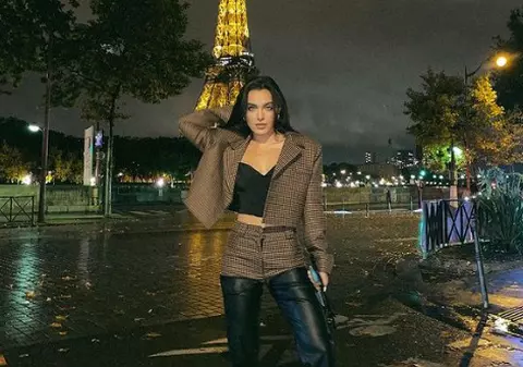 Alexia Eram, în vacanță la Paris fără Mario Fresh. Cine a însoțit-o în escapada din Franța