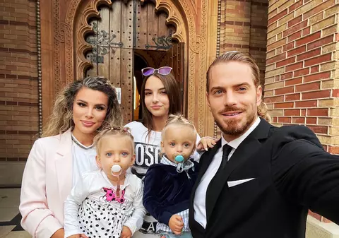 Alina Laufer și-a mutat gemenii la o altă grădiniță. Ce reproșuri îi face Ilan, soțul ei: „Mă terorizează”