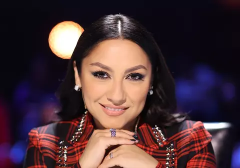 Andra a făcut declarații emoționante despre colaborarea cu Smiley. „Când am cântat refrenul acestei piese, nu mă puteam abține să nu plâng”