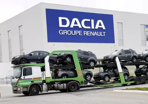 Chinezii vin oficial la Dacia: Renault anunță crearea unei companii comune cu grupul Geely pentru producția de motoare