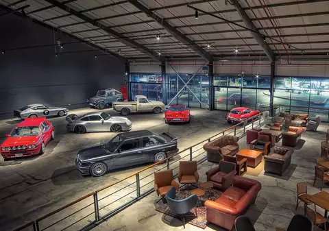 FLAT 12 - Pentru cunoscători: Spark, wind, grind!