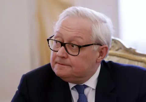 „Sperăm să realizeze pericolul”. Rusia amenință că va răspunde la implicarea Occidentului în Ucraina
