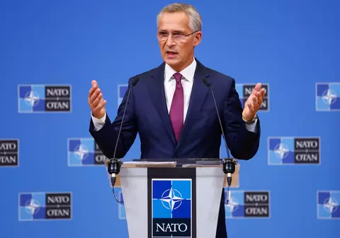 Jens Stoltenberg, mesaj înaintea reuniunii miniștrilor de externe din NATO de la București: „Preşedintele Putin eşuează în Ucraina”