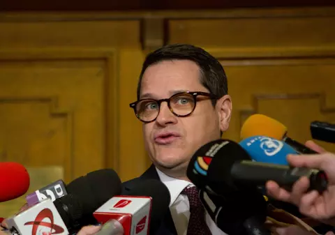 Directorul SRI s-a plâns de problemele cauzate de foștii angajați. 10 cazuri celebre de oameni care au intrat în afaceri după ce au plecat din serviciile secrete