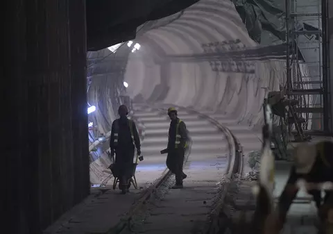 „Milionarul fără chip” Dragoș Dobrescu a folosit „nemulțumirea publică față de cum se construiește metroul” ca să ceară o mită de 1 milion de euro