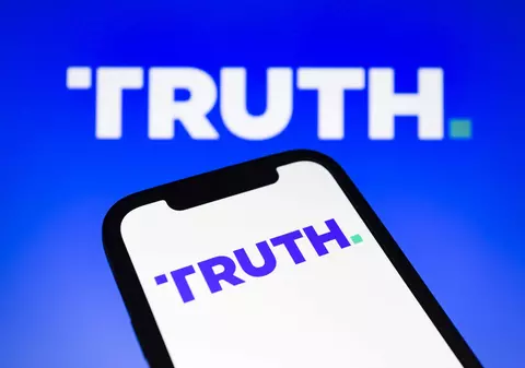 Truth Social, rețeaua de socializare a lui Donald Trump, aprobată în Magazinul Google Play