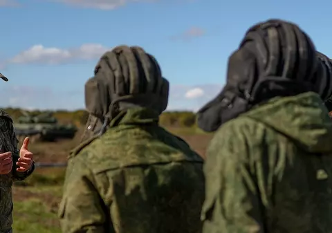 Recrut rus, despre condițiile dintr-o tabără militară: „Mi-au furat adidașii, sunt în șosete la război! 50% din soldați sunt bolnavi”