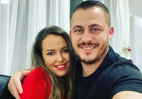 Nicoleta Molnar de la „Insula Iubirii” se căsătorește astăzi religios cu tatăl băiețelului ei. „Simt emoțiile, dar totul e deja organizat”