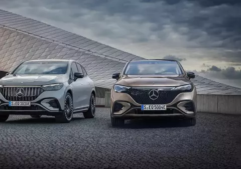 Termenii de ordine pentru succes par să fie acum „SUV” și „electric”. În traducere cu steluță: Mercedes EQE SUV.