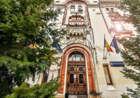 Șeful din Ministerul Educației care a candidat pe un post aflat în subordinea lui nu mai este secretar general adjunct