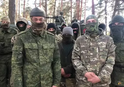 Povestea unui pluton de recruți ruși. Trimiși pe front fără instrucție, cu arme ruginite, au fost decimați și s-au retras: „Am fugit ca gândacii”