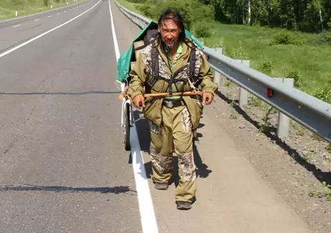 A fost internat din nou într-un spital psihiatric, pentru că vrea ca Putin să plece. Soarta liderului spiritual din Siberia