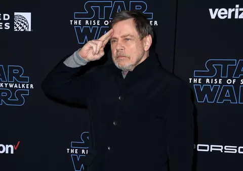 Vedeta „Star Wars” Mark Hamill a trimis 500 de drone în Ucraina, pentru a ajuta efortul de război al Kievului