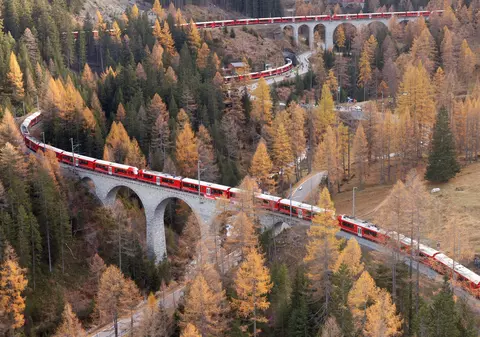 Imagini cu cel mai lung tren din lume, care a circulat în Elveția. Judecător Cartea Recordurilor: „Cu adevărat gigantic”