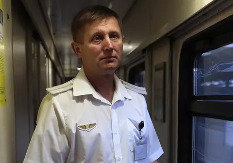 Un controlor de tren a ajuns erou în Ucraina, dar refuză să-și asume merite speciale pentru ceea ce a făcut. În martie, a trecut prin clipe crunte