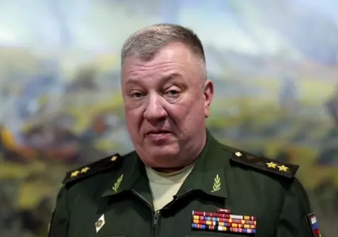 Un deputat rus acuză dispariția echipamentului militar: „Unde sunt 1,5 milioane de uniforme? Doamne-Ferește să fie nevoie de mai mulți recruți!”