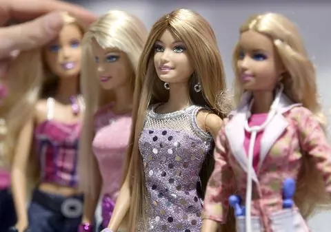 Lupta fiicei controversatului Jack Ryan cu gigantul american de jucării Mattel: „El este adevăratul părinte al păpușii Barbie”