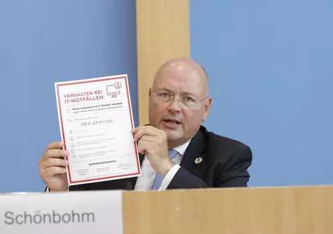 Șeful agenției germane pentru securitate cibernetică, acuzat că are legături cu Rusia. Presa germană scrie că urmează să fie demis