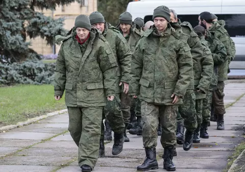 Oficiul ONU pentru drepturile omului spune că și Rusia, și Ucraina au torturat prizonieri de război
