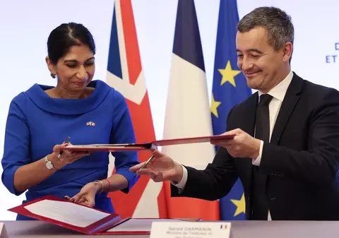 Mai multe nave vor patrula în Canalul Mânecii, după ce Marea Britanie și Franța au semnat un nou acord privind migrația