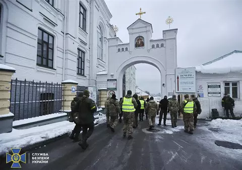 Percheziții la mănăstirea Lavra Peșterilor din Kiev. Ce suspectează oficialii ucraineni că se află în lăcașul de cult