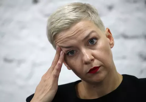 Una dintre liderele protestelor împotriva lui Lukașenko a ajuns de după gratii la terapie intensivă