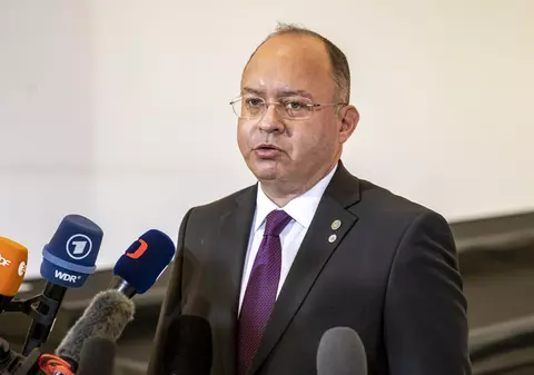 Bogdan Aurescu: Dmitro Kuleba vine la ministeriala NATO de la București, alături de Antony Blinken și Jens Stoltenberg
