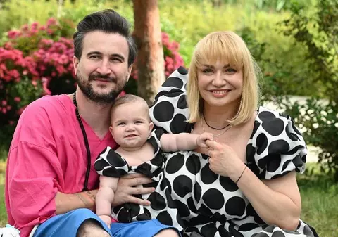 Cristina Cioran nu vrea ajutorul lui Alex Dobrescu pentru fetița pe care o au împreună: „Nu am nevoie de nimic de la el”