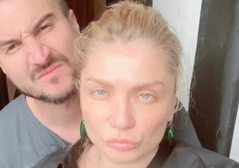 Cristina Cioran și Alex Dobrescu s-au despărțit: „Am avut niște diferențe de opinie, nu ne mai înțelegem”. Pe 20 octombrie fusese cerută în căsătorie