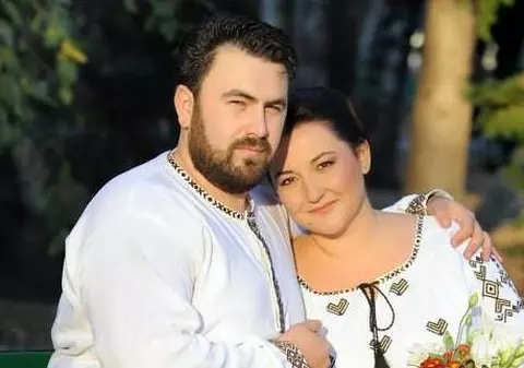 Ecaterina Ladin, dezvăluiri despre Laurențiu, soțul ei: „El e ajutorul meu”. Cum se descurcă cu cei doi copii ai lor