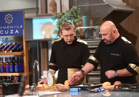 Probleme pentru Cătălin Scărlătescu la „Chefi la cuțite”. 4 concurenți mai are în echipă: „Ne-am îngropat multe șanse de a câștiga ceva”