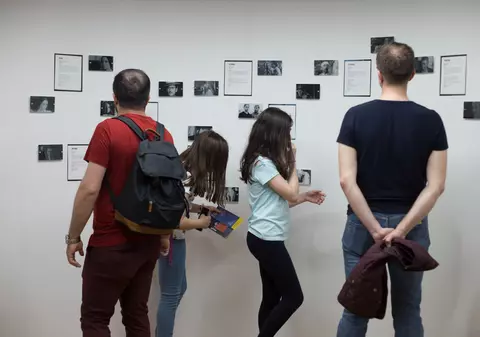 Cardurile culturale: câți bani le-au dat companiile angajaților lor pentru cărți și bilete la muzee, teatru sau filme în ultimii trei ani