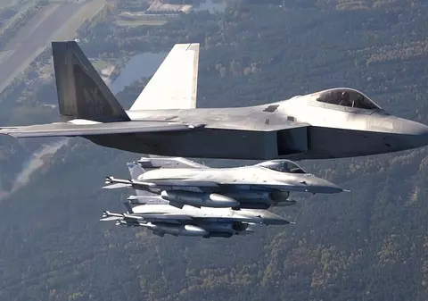 NATO a testat sistemul de apărare aeriană din România prin simularea unui atac
