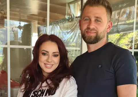 Larisa Drăgulescu a spus de ce a divorțat de Marian Bogdan: „Ne înțelegem foarte bine, comunicăm în continuare prin telefon”. 5 ani au fost împreună