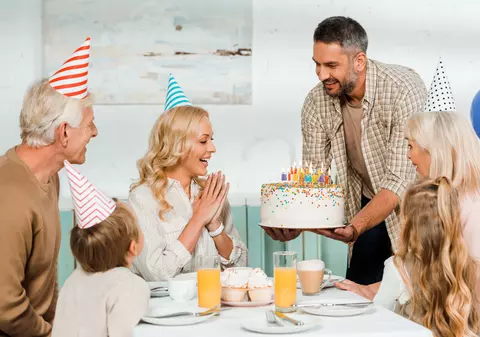 Mesaje de la mulți ani pentru nașa/naș