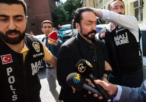 Un teleevanghelist din Turcia a fost condamnat la 8.658 de ani de închisoare pentru agresiune sexuală și abuz de minori