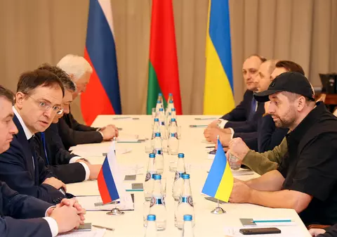 Pentru prima oară, peste jumătate dintre ruși susțin negocieri de pace cu Ucraina, arată un sondaj al institutului rusesc independent Levada